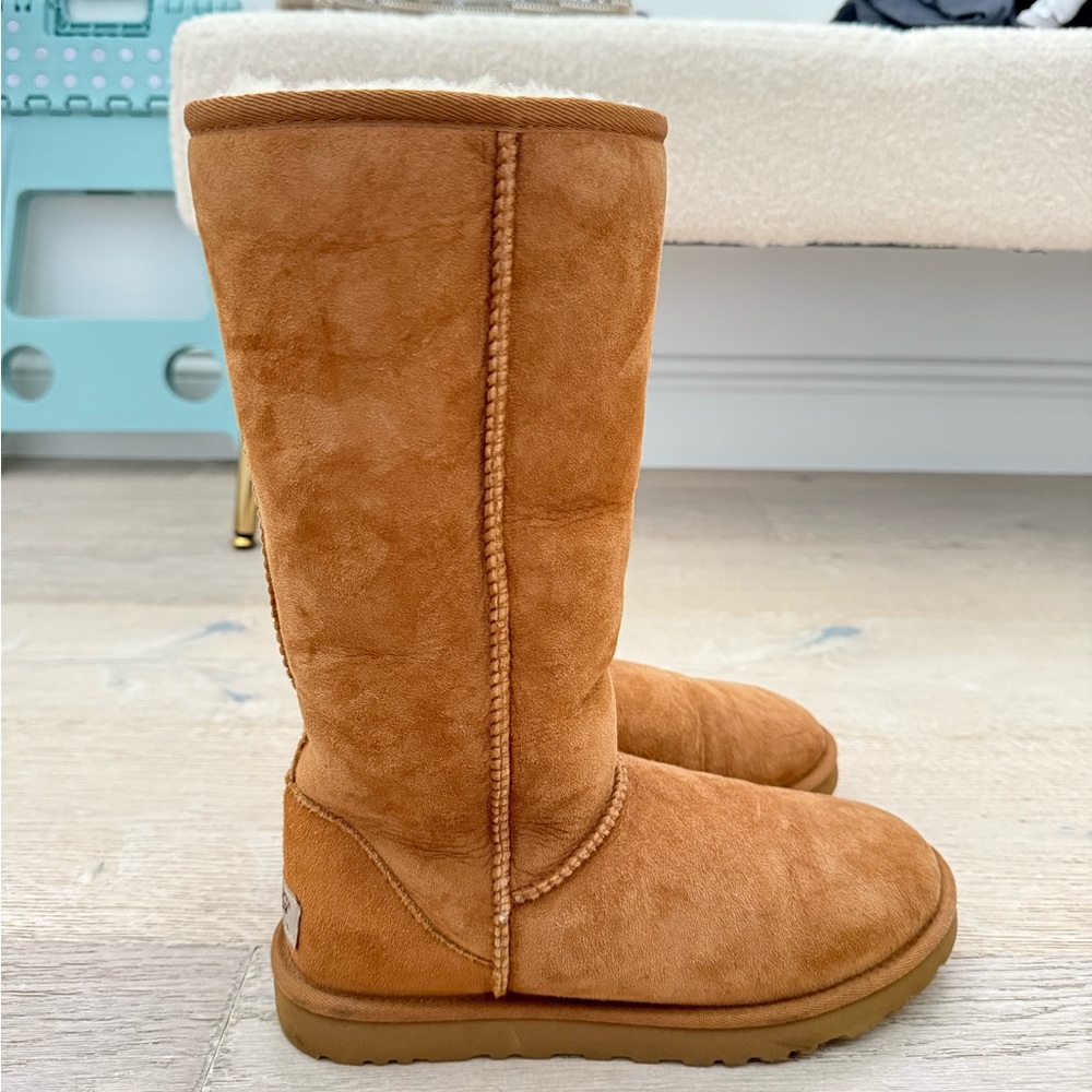 UGG Classic Tall Chestnut Suede Winter Boots